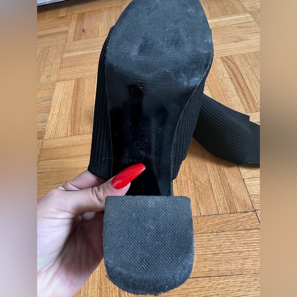 Black Slide Sandals - Open-toe - Heels - US Women’s 38 - SHEIN - Picture 6 of 6